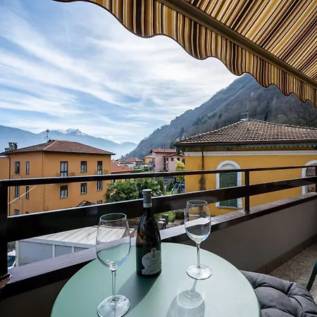 Three Bedroom - View - Larihome A57 Apartament *